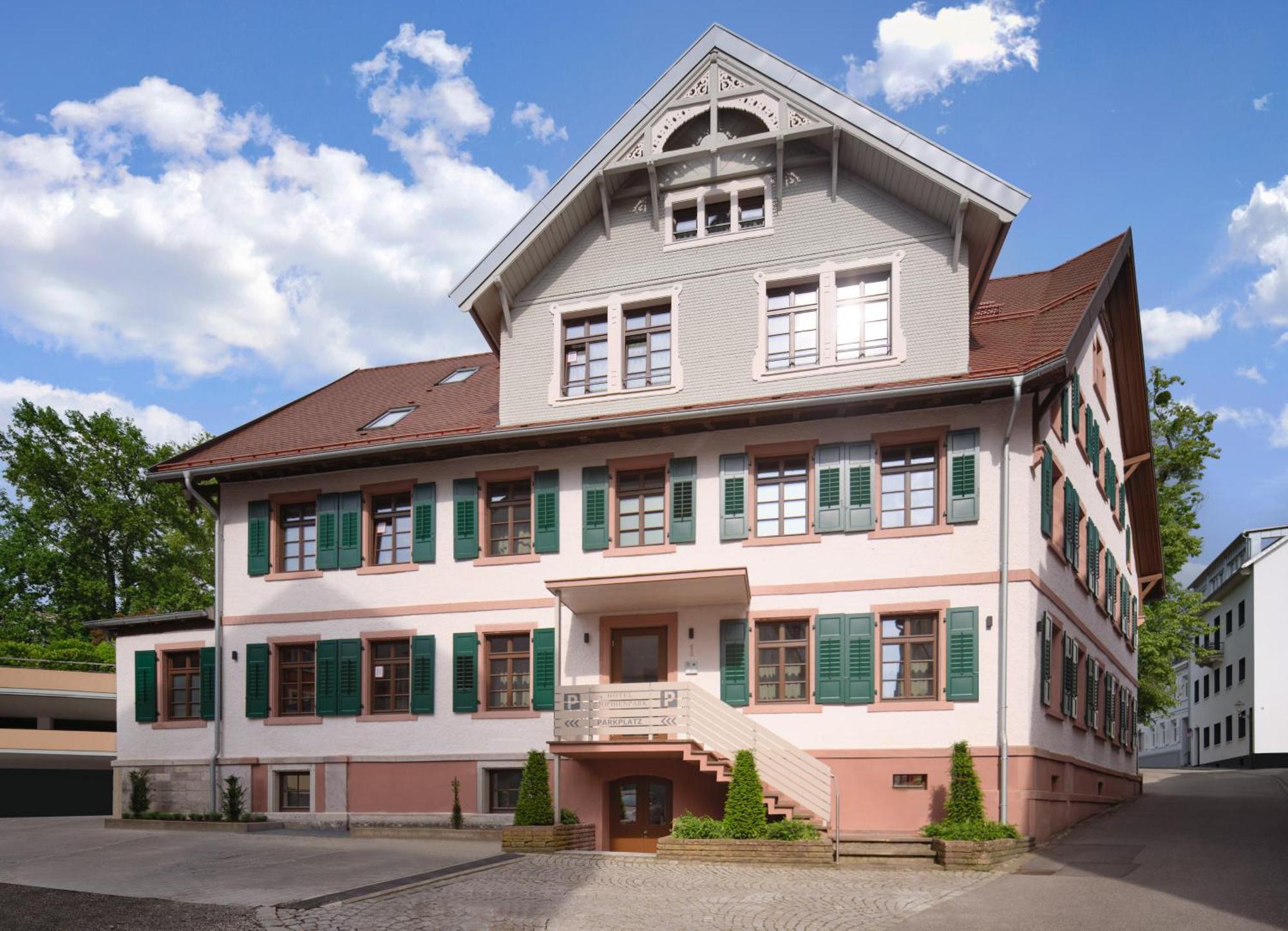 Hotel Am Sophienpark 4*